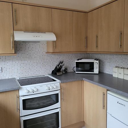 Vila Grayz Townhouse - Free Onsite Parking For 2 Cars Lincoln Exteriér fotografie