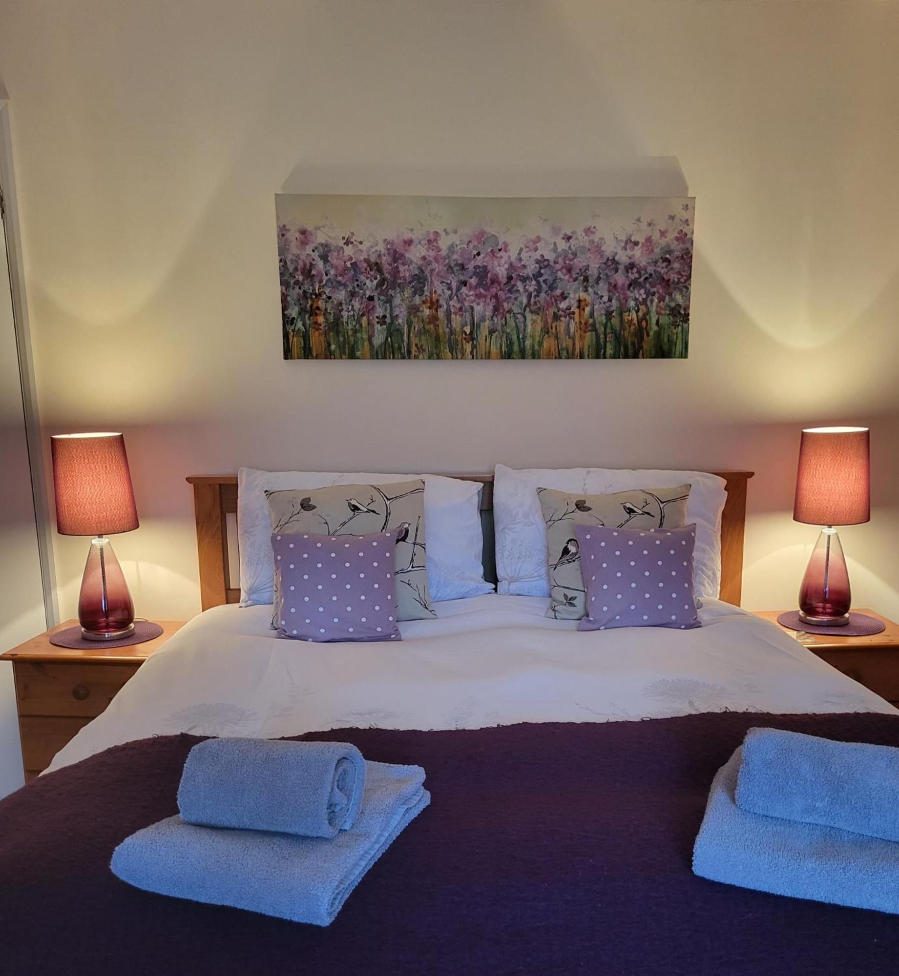 Vila Grayz Townhouse - Free Onsite Parking For 2 Cars Lincoln Exteriér fotografie